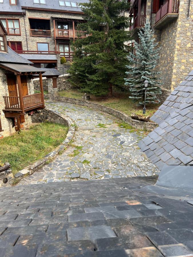 Casa De Piedra Con Encanto En El Bonito Pueblo De Bagergue エクステリア 写真