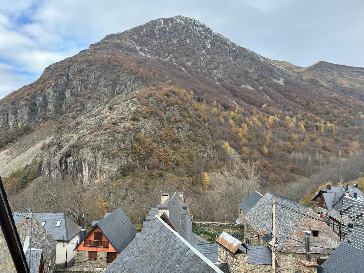 Casa De Piedra Con Encanto En El Bonito Pueblo De Bagergue エクステリア 写真