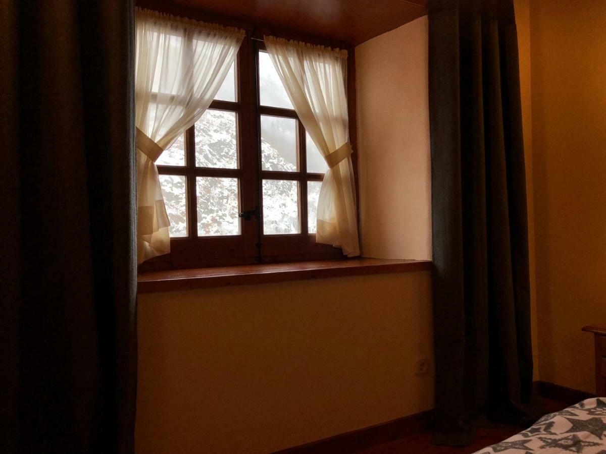 Casa De Piedra Con Encanto En El Bonito Pueblo De Bagergue エクステリア 写真